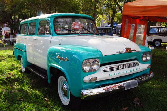 Carro Antigo - Furgao Chevrolet