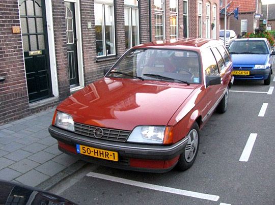 Opel Rekord E Caravan 2.0 – 1983